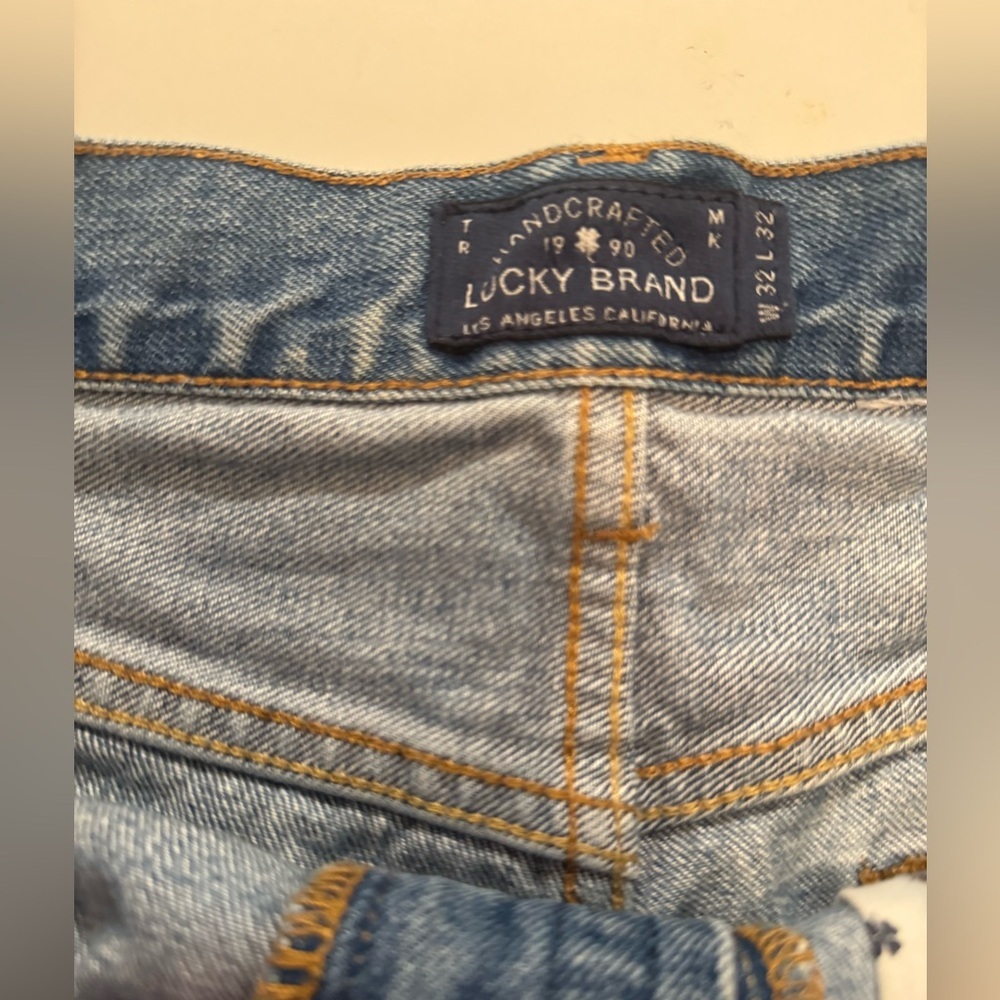 Lucky Brand Light Blue Distressed Cut off Jean Shorts - Picture 3 of 7